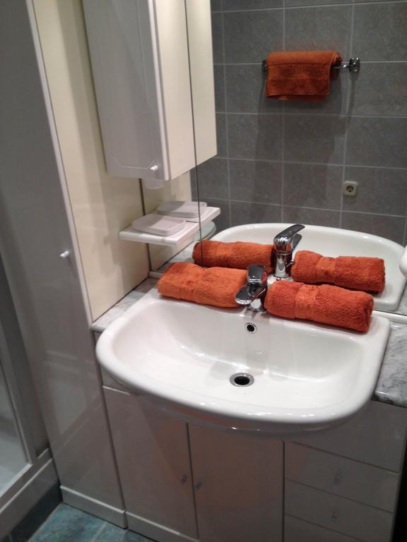 Apartment Sara Pirovac Pokoj fotografie